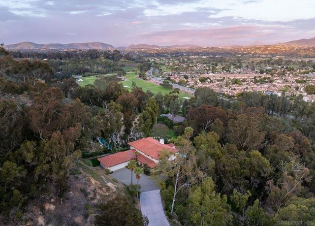 5406 Las Palomas, Rancho Santa Fe, CA 92067