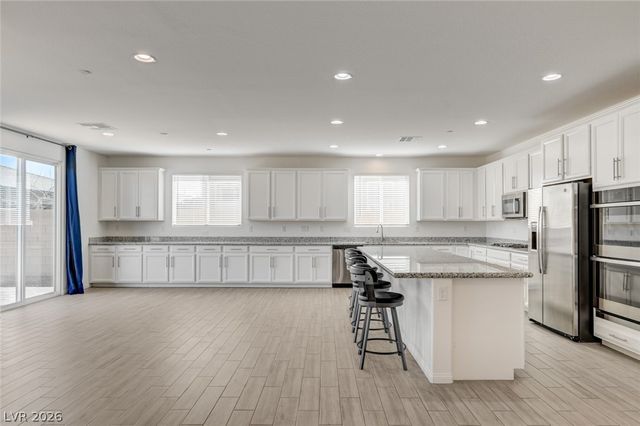 756 Cadence View Way, Henderson, NV 89011