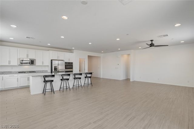 756 Cadence View Way, Henderson, NV 89011