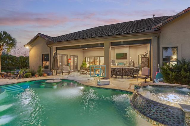 8794 Grand Lake Estates Drive, Montgomery, TX 77316