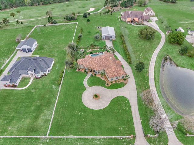 8794 Grand Lake Estates Drive, Montgomery, TX 77316