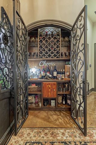 8794 Grand Lake Estates Drive, Montgomery, TX 77316