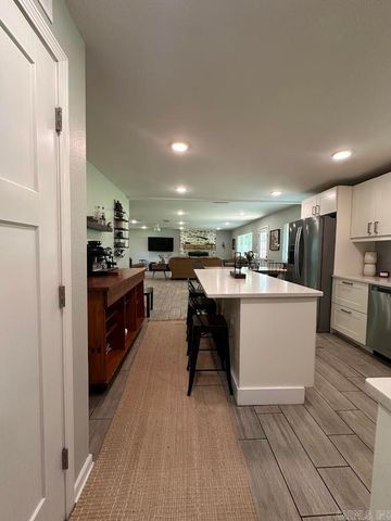 9 WHISPERING Drive, Alexander, AR 72002