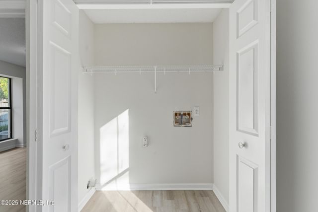 1701 WOOD HILL Place 1701, Jacksonville, FL 32256