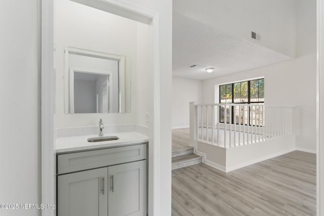 1701 WOOD HILL Place 1701, Jacksonville, FL 32256