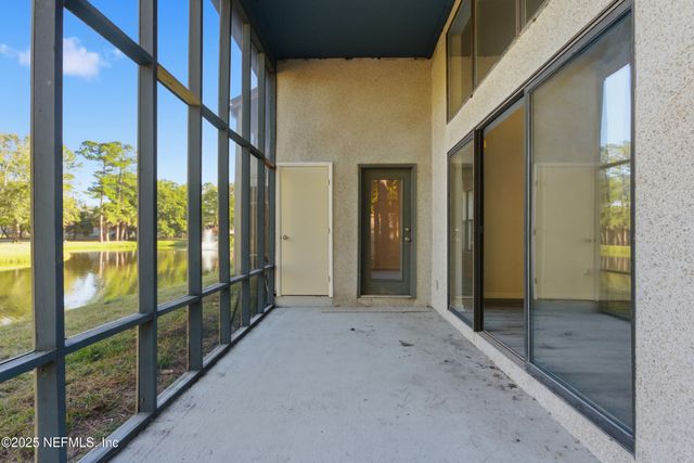 1701 WOOD HILL Place 1701, Jacksonville, FL 32256