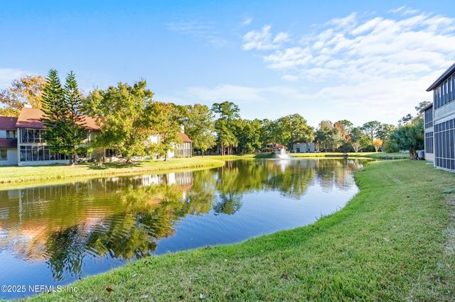 1701 WOOD HILL Place 1701, Jacksonville, FL 32256