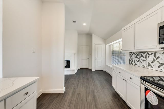 4165 Fryer Street, The Colony, TX 75056