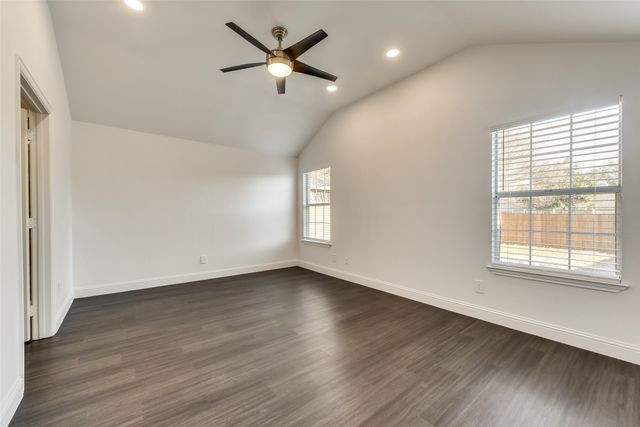 4165 Fryer Street, The Colony, TX 75056