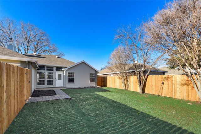4165 Fryer Street, The Colony, TX 75056