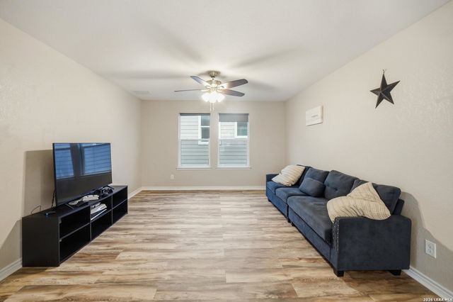 10008 Overlook Canyon, San Antonio, TX 78245