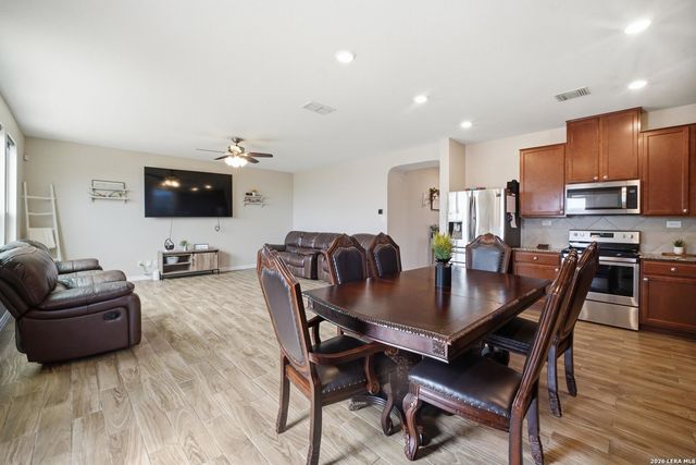 10008 Overlook Canyon, San Antonio, TX 78245