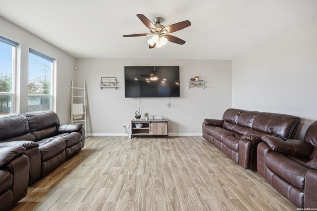 10008 Overlook Canyon, San Antonio, TX 78245