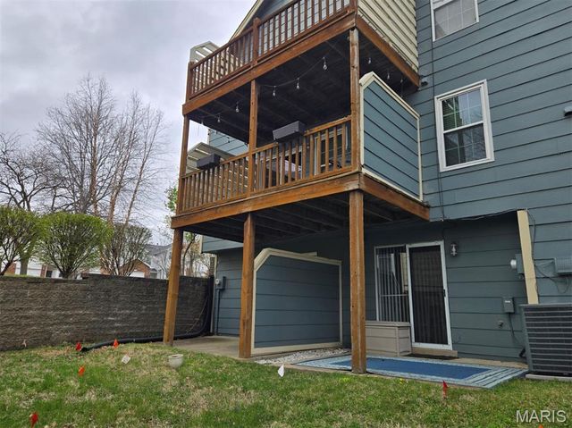 3110 Autumn Shores Drive, Maryland Heights, MO 63043