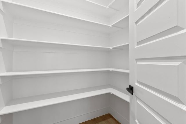 723 W 10th Street 103, Dallas, TX 75208