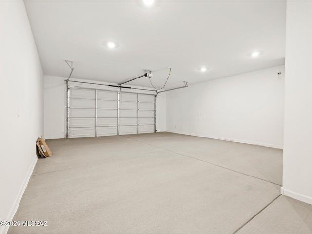 255 N Pecan Canyon Lane, Sahuarita, AZ 85629