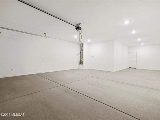 255 N Pecan Canyon Lane, Sahuarita, AZ 85629