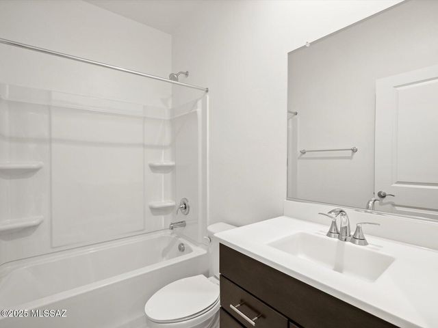 255 N Pecan Canyon Lane, Sahuarita, AZ 85629