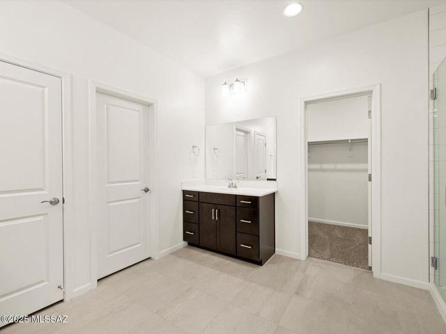 255 N Pecan Canyon Lane, Sahuarita, AZ 85629