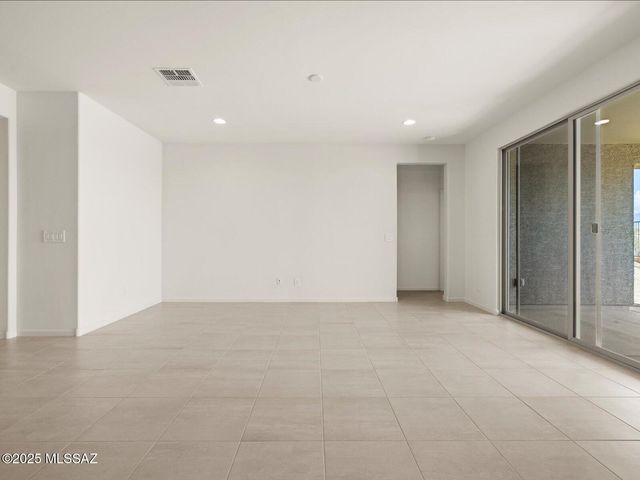 255 N Pecan Canyon Lane, Sahuarita, AZ 85629