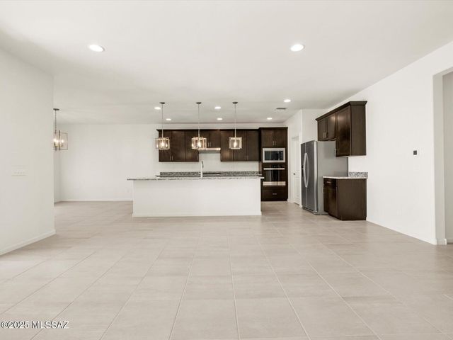 255 N Pecan Canyon Lane, Sahuarita, AZ 85629