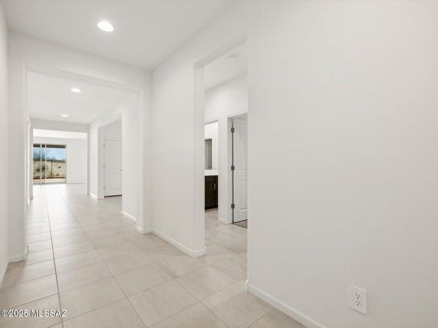 255 N Pecan Canyon Lane, Sahuarita, AZ 85629