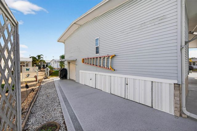 35051 CONDOMINIUM BOULEVARD, Zephyrhills, FL 33541