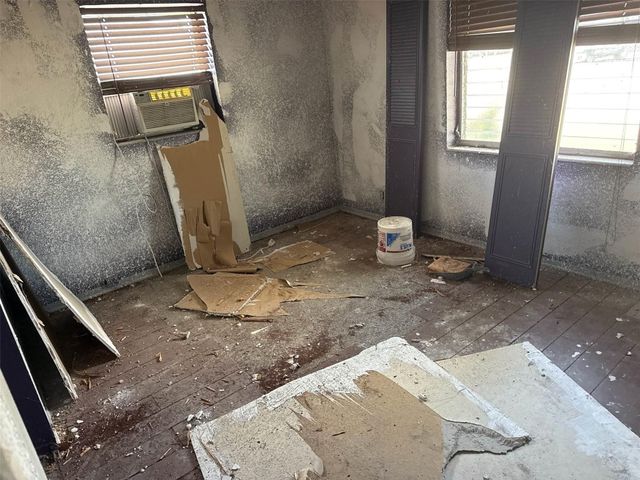 1390 SW 49th Terrace, Fort Lauderdale, FL 33317