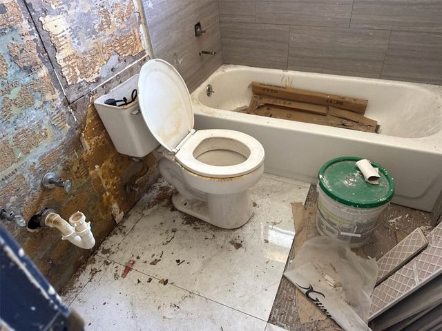 1390 SW 49th Terrace, Fort Lauderdale, FL 33317