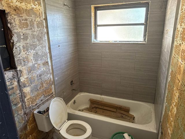 1390 SW 49th Terrace, Fort Lauderdale, FL 33317