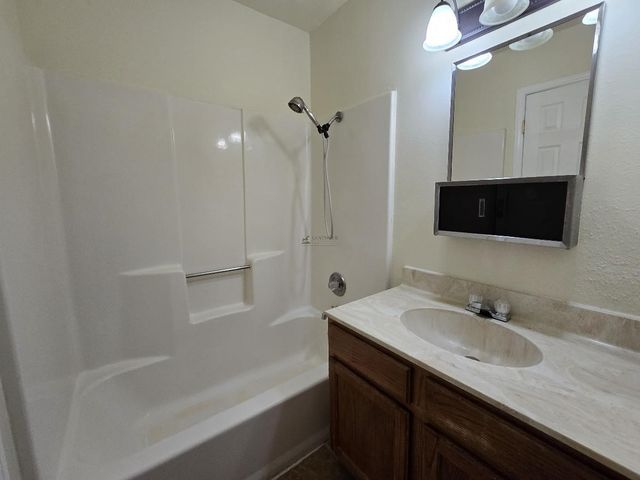 1700-1702 Calle de Oriente Norte, Santa Fe, NM 87507