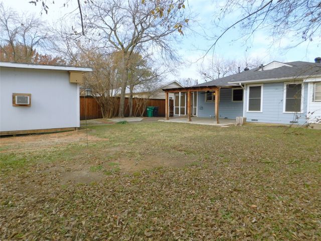 817 Emery Street, Denton, TX 76201