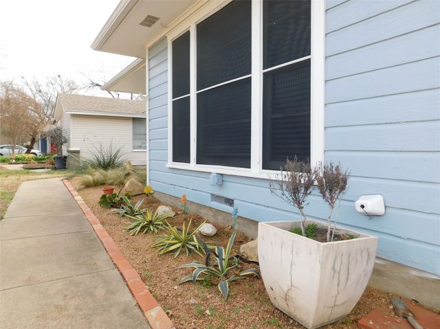 817 Emery Street, Denton, TX 76201