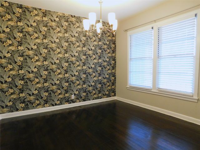 817 Emery Street, Denton, TX 76201