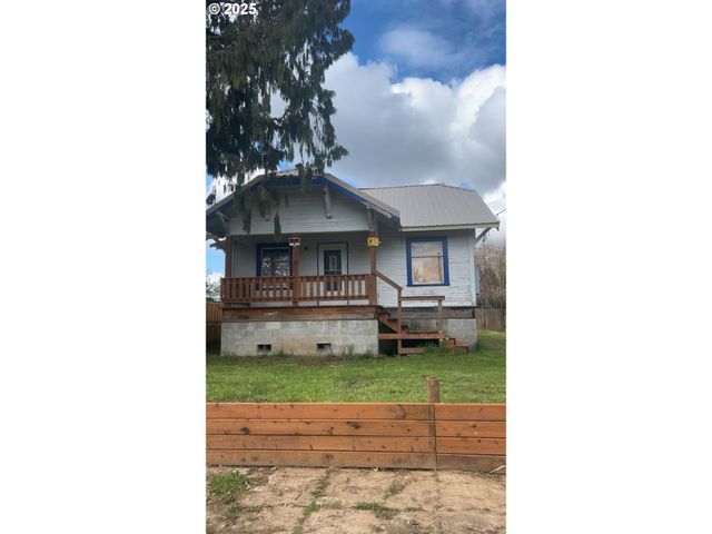 176 NORTH St, Vernonia, OR 97064