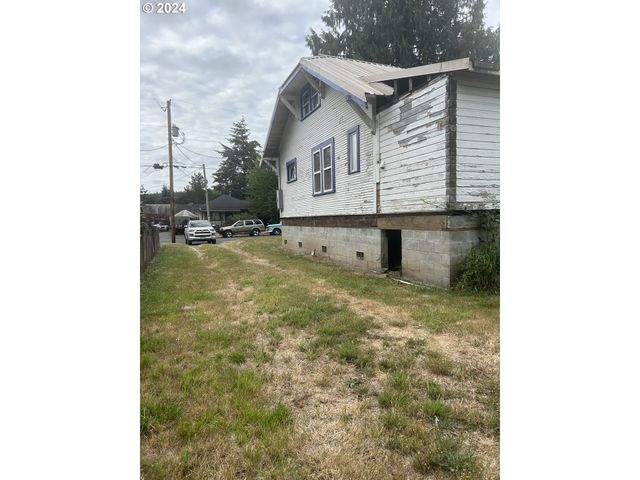 176 NORTH St, Vernonia, OR 97064