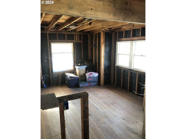 176 NORTH St, Vernonia, OR 97064