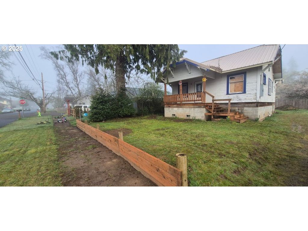 176 NORTH St, Vernonia, OR 97064