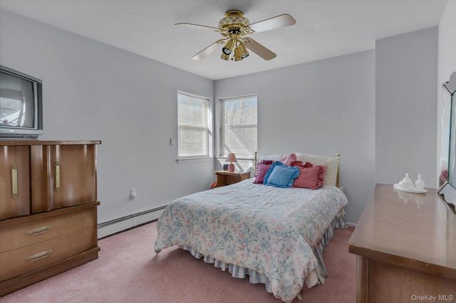 8 Jacqueline Drive, Manorville, NY 11949