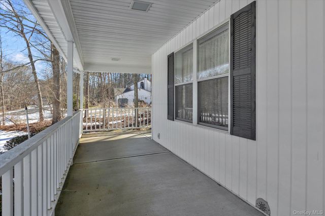 8 Jacqueline Drive, Manorville, NY 11949