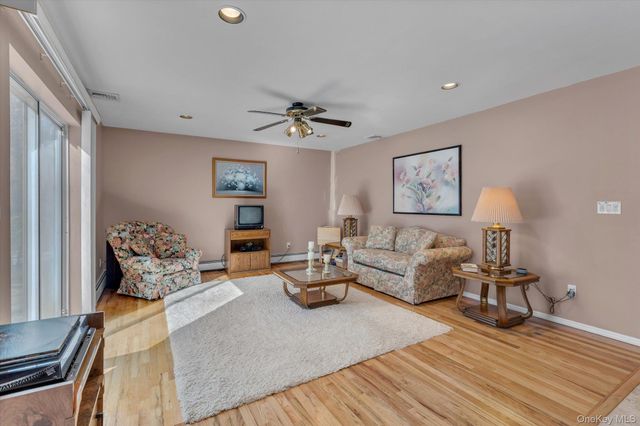 8 Jacqueline Drive, Manorville, NY 11949