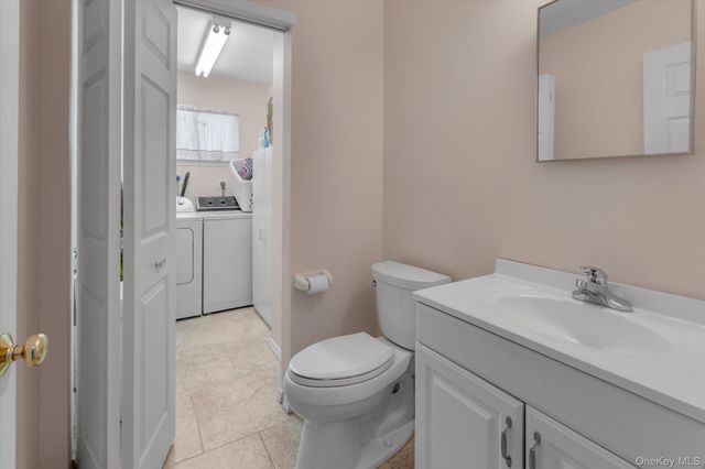 8 Jacqueline Drive, Manorville, NY 11949