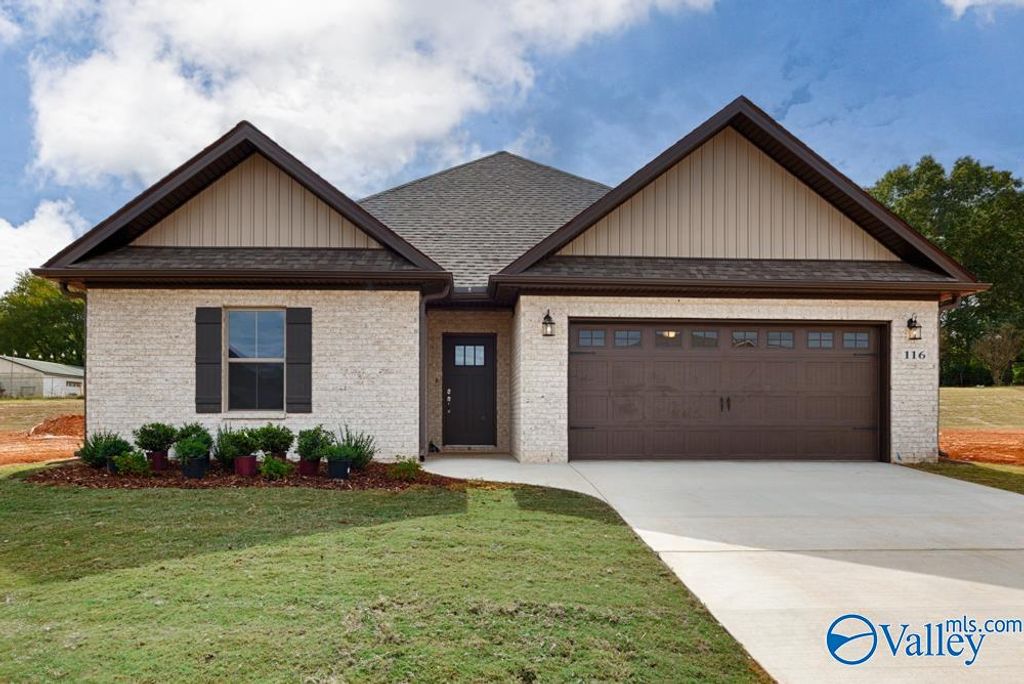 122 Alton Dale Drive, Toney, AL 35773