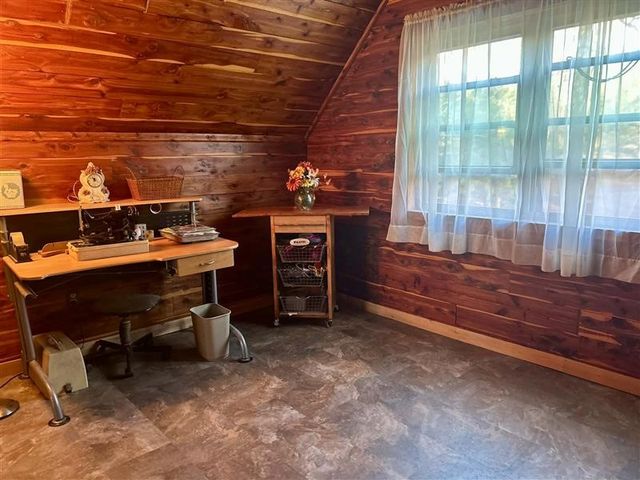 4728 County Road 905, Alpena, AR 72611