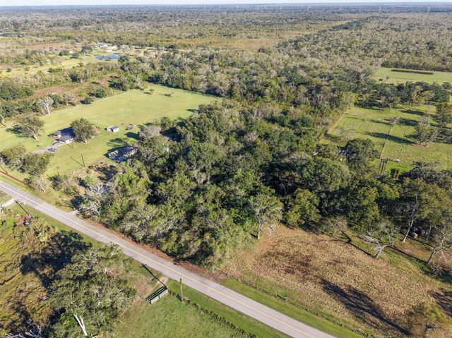 1836 County Road 318, Brazoria, TX 77422