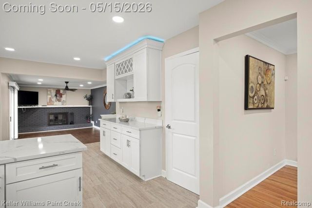 1195 Ashley Drive, Troy, MI 48085
