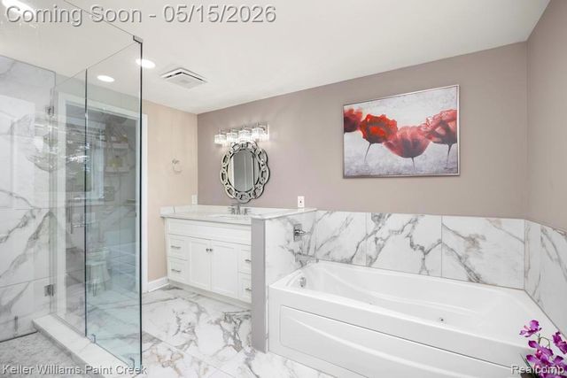 1195 Ashley Drive, Troy, MI 48085