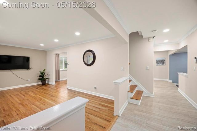1195 Ashley Drive, Troy, MI 48085