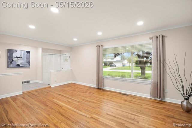 1195 Ashley Drive, Troy, MI 48085