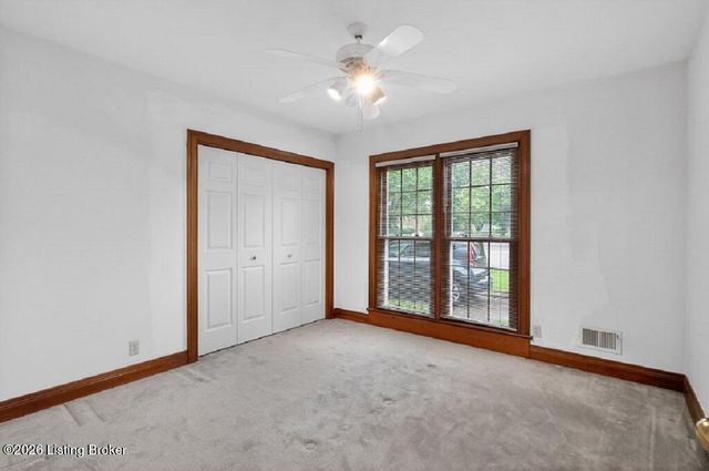 27 Autumn Hill Ct, Prospect, KY 40059